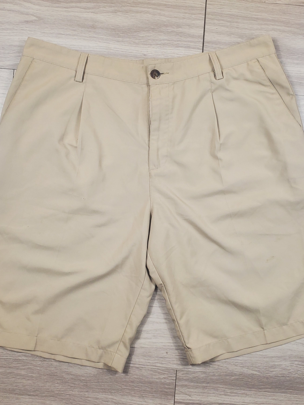 adidas ClimaLite Golf Shorts Men's 36 Khaki Beige Performance 11" Inseam